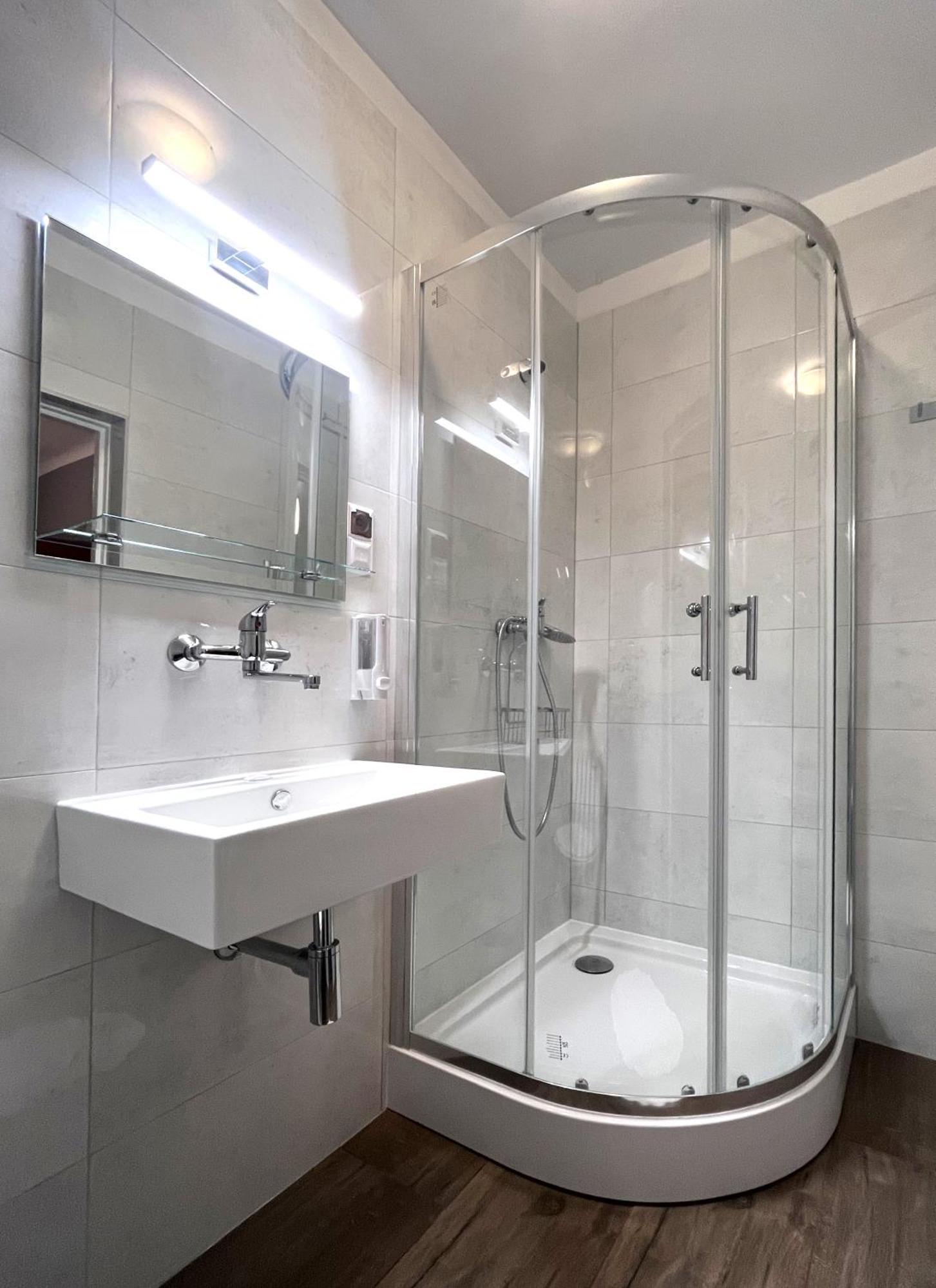 Jodelka Hotel Swieta Katarzyna  Ngoại thất bức ảnh