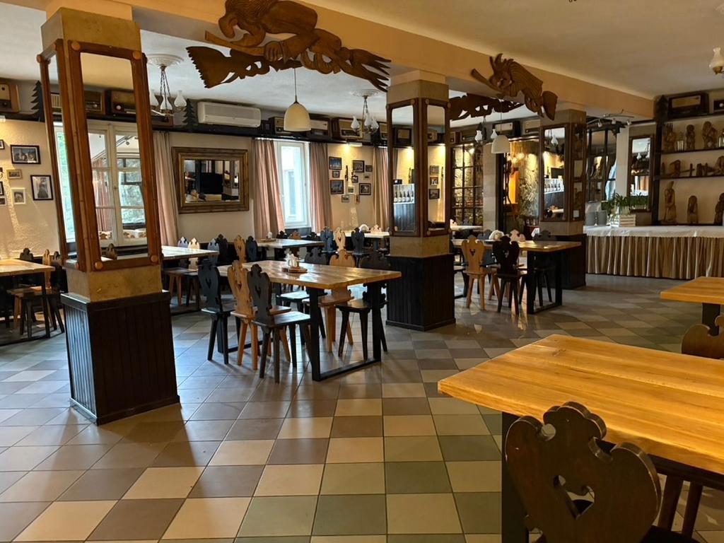 Jodelka Hotel Swieta Katarzyna  Ngoại thất bức ảnh